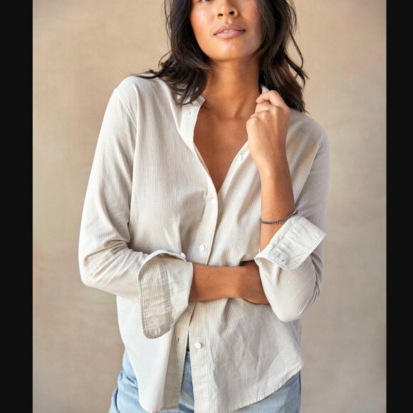 Outerknown Windrift Shirt in Desert Banker Stripe | Size M - Picture 4 of 10